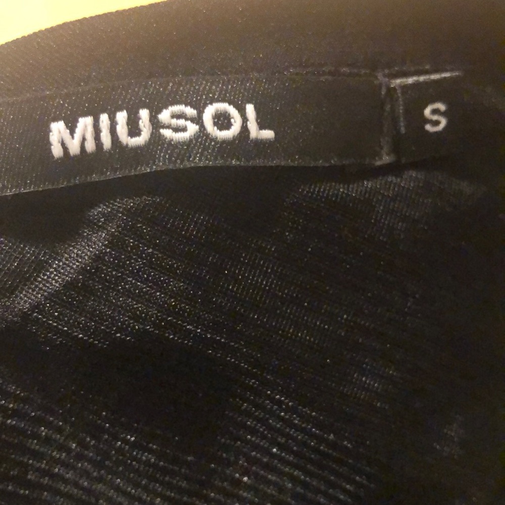 Musol Dress - Picture 10 of 10